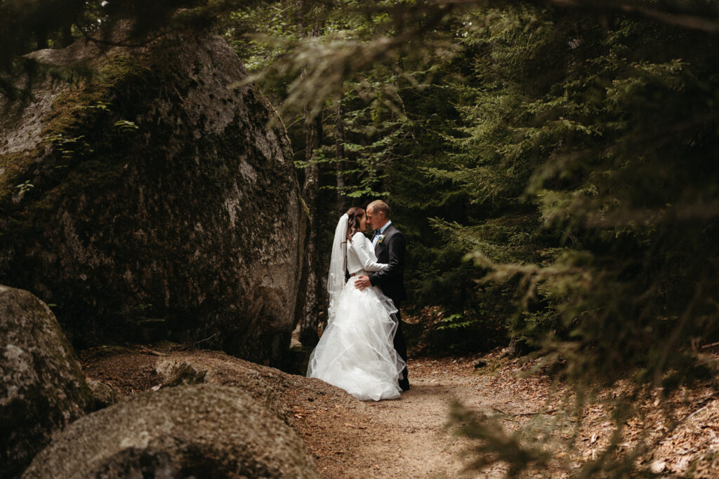 Glacial Cave portraits in the White Mountains